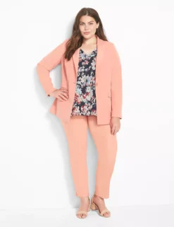 The 4-Season Signature Fit Ankle With Magic Waistband