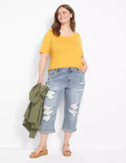 Fitted Short-Sleeve Open Scoop-Neck Tee