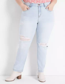 Signature Fit Slim Straight Ankle Jean - Slight Destruction