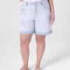 Signature Fit Boyfriend Jean Midi Short With Embroidery