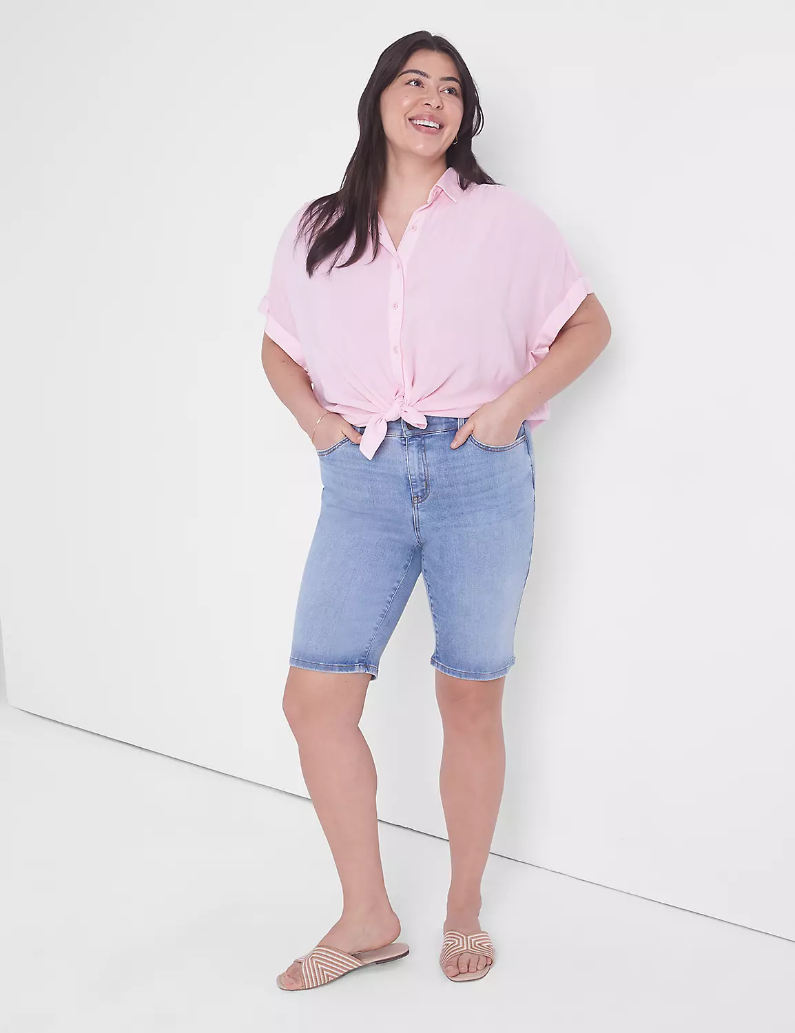 Signature Fit Bermuda Jean Short 3 Signature Fit Bermuda Jean Short - Image 3