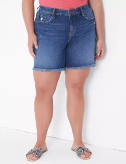 Signature Fit Relaxed Jean Short